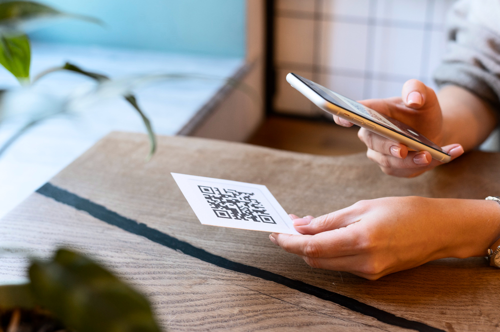 Memverifikasi keaslian surat dari kode QR
